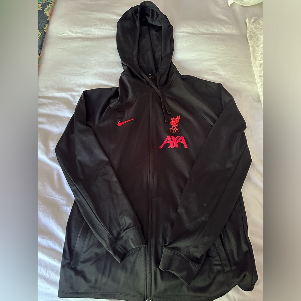 Nike Liverpool Men’s M light zip-up